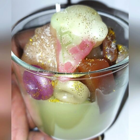 Hand crafted Cake Pop Sundae Ice cream dessert candle - Picture 1 of 7